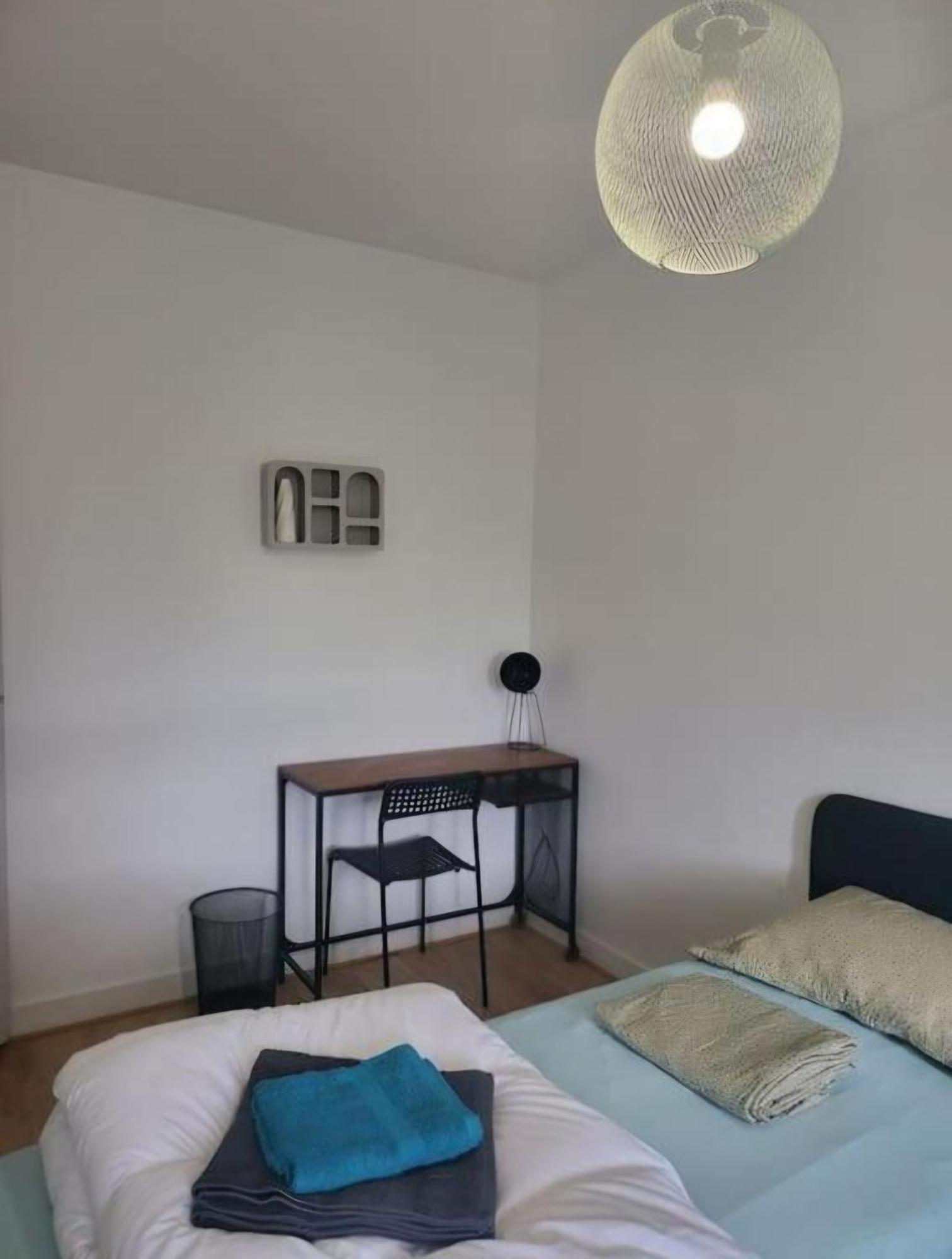 F3 2 1 Avec 1 Lit Simple Et 1 Avec 2 Lits Doubles Clermont-Ferrand