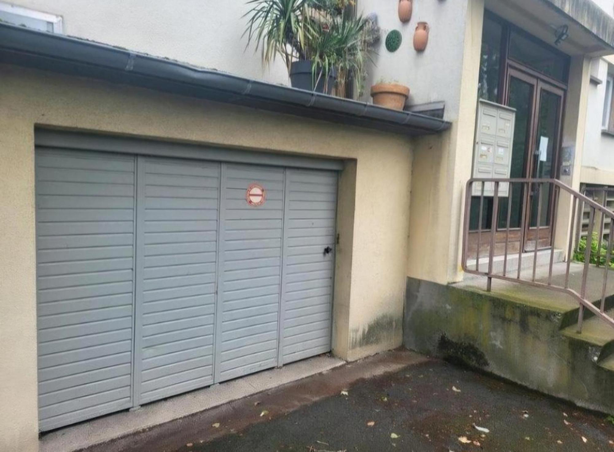 Appartement F3 2 1 Avec 1 Lit Simple Et 1 Avec 2 Lits Doubles *